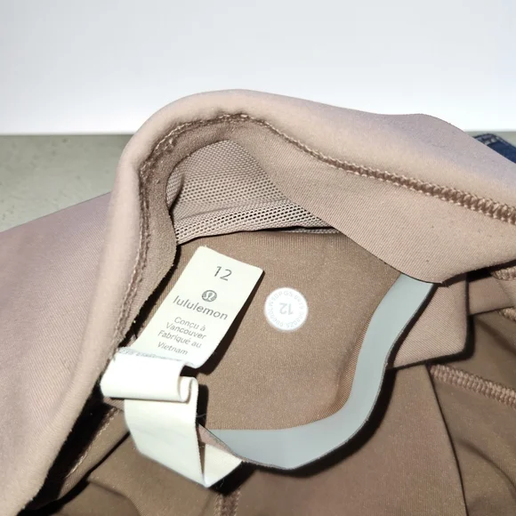 Lululemon Leggings - Picture 4 of 7